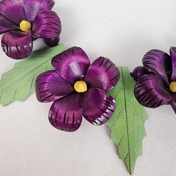 Vintage Purple & Green Flower Wood Statement Necklace - Picture 3 of 6